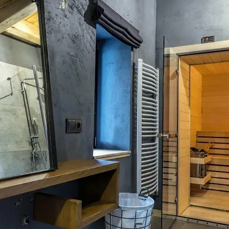 N°75- Na Uboczu Semesterbostad *