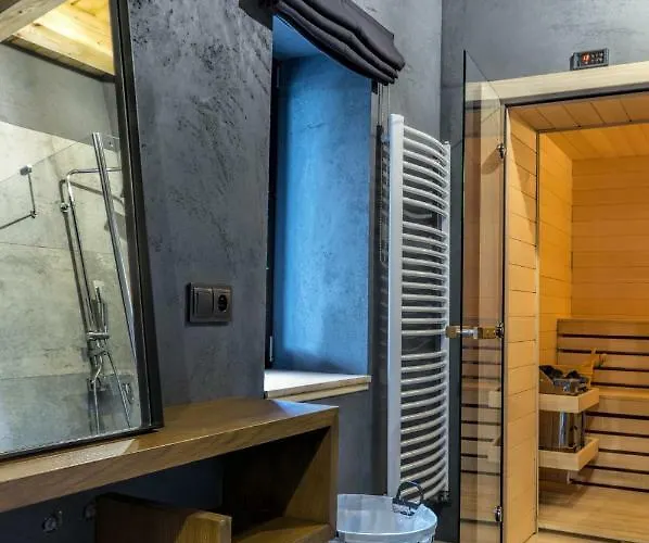 N°75- Na Uboczu Feriehus *