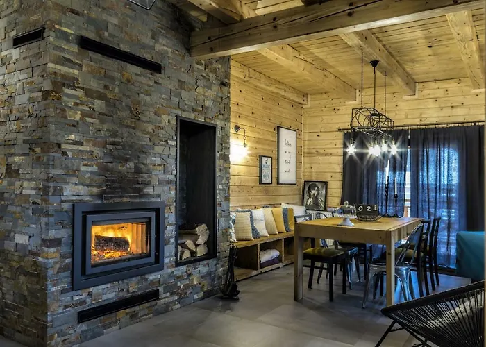 N°75- Na Uboczu Feriehus